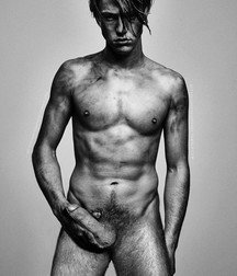 black and white nudes 5cc718d892127.jpg