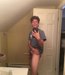  selfie stick 5ccb9ea325f48.jpg