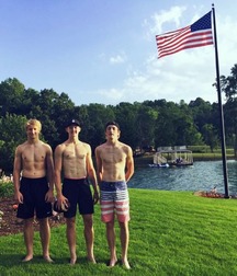 twinks topless 5ccc615e7cffc.jpg