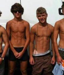 twinks topless 5ccc616d9623c.jpg