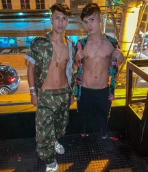 topless twinks 5cdb71d306b0e.jpg