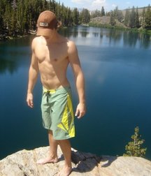 topless twinks 2 5ce13b518c80f.jpg