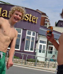 topless twinks 2 5ce13b5f49c6d.jpg