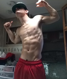 posing 5ce552aa9c76a.jpg
