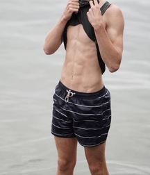 all wet 5cea7ba1f0f85.jpg