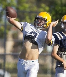sporty twinks 5cea7d769ef47.jpg