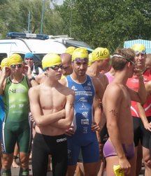 sporty twinks 5cea7d7dadd84.jpg