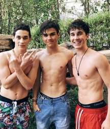 shirtless 5ceeb7ae4ff95.jpg