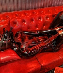 kinkset 5cf80a8ba4d76.jpg