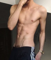 tasty  torsos 5cfb989696529.jpg