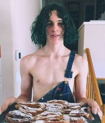 longhaired lads 5d01aa0b71825.jpg