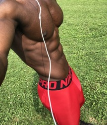 shirtless 5d07a96c9820d.jpg