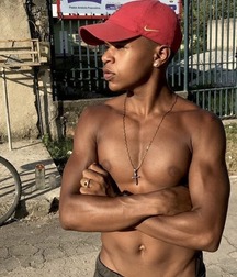 shirtless 5d07a97181187.jpg