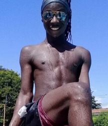 shirtless 5d07a972abc69.jpg