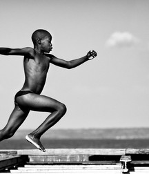 shirtless 5d07a97d978c6.jpg