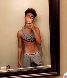 twink set 5d0f82b295124.jpg