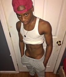 twink set 5d0f82c2a3095.jpg