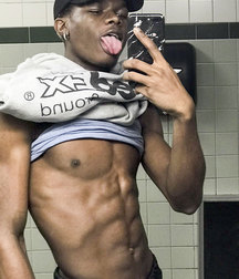 twink set 5d0f82ca40616.jpg