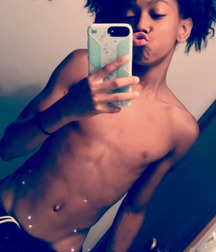 twink set 5d0f82cb70a48.jpg
