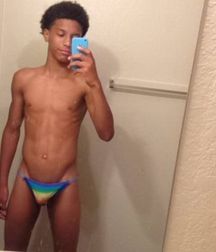 twink set 5d0f82cda3897.jpg