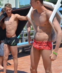 no shirt required 5d1363ff0f481.jpg