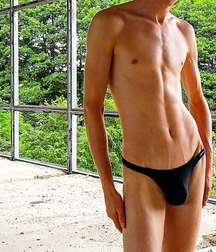 pouch 5d1aa0a2c0961.jpg