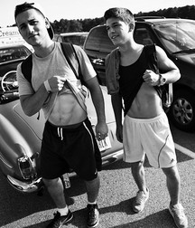 no shirts