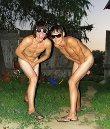 teasing twinkies 5d1e9b6bf2f72.jpg