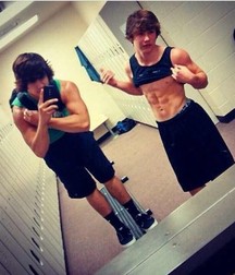 topless twinks 5d2361ad61e7b.jpg