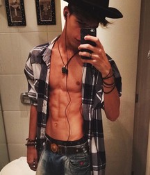 man lumps 5d32492f2fb62.jpg