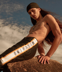 lusty longhaired 5d334432a7dbc.jpg