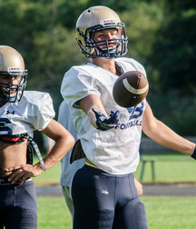 teammates 5d3344b29c4fe.jpg
