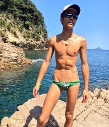skimpy 5d3f8c1aed6bb.jpg