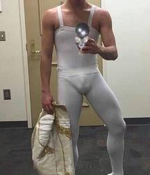 classy bulges 5d4d8b9901f00.jpg