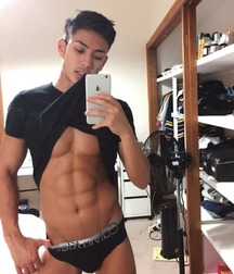 abs show 5d54704a4fe99.jpg