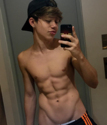 shirtless capboys 5d5753e6012d0.png