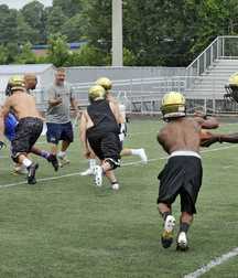 team players 5d5af315daf62.jpg