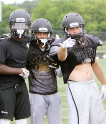 team players 5d5af31786245.jpg