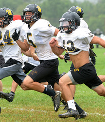 team players 5d5af3205f565.jpg