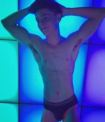 Monday's mix 5d7681f31c2a4.jpg
