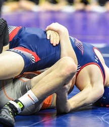 wrestling action 5d8e262f082b6.jpg