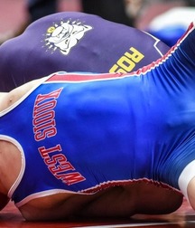 wrestling action 5d8e263872d9a.jpg