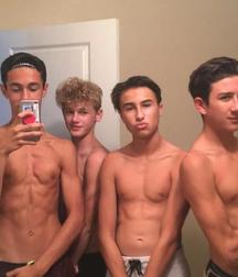 topless teens 5d8ffd09877c0.jpg