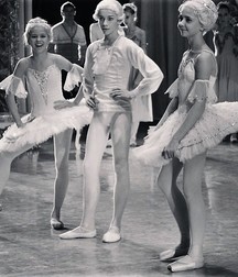 ballet boys 5d928967ee7f7.jpg
