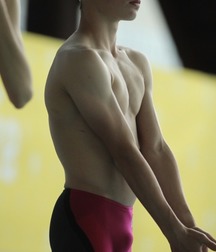 jock block 5d97643914e11.jpg