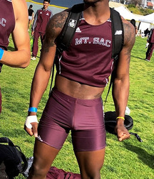 jock block 2 5d9f44fc29ac3.jpg