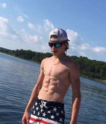 aqua twinks 5da094b26d1d3.jpg