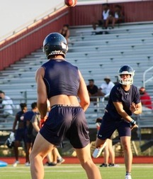 fab football abs 5da2493d19c2b.jpg