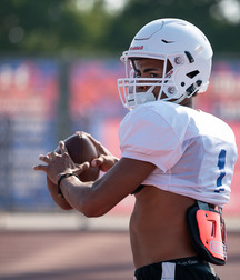 fab football abs 5da249412366c.jpg