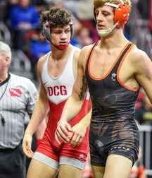 wrestlers bulging 5db0654d5b622.jpg
